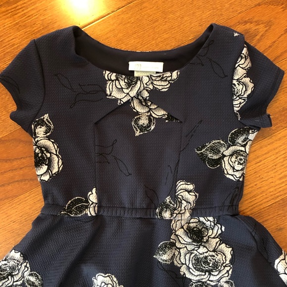 Girls Formal Dress Size 8 - Picture 2 of 4